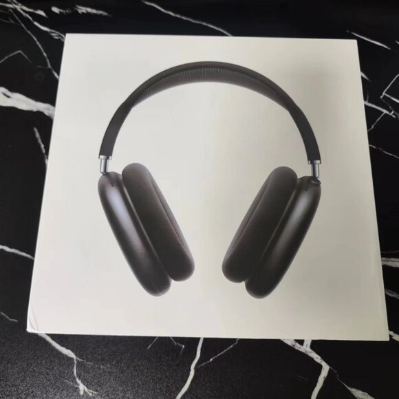 Apple AirPod Pro Max - Black - Picture 4 of 4